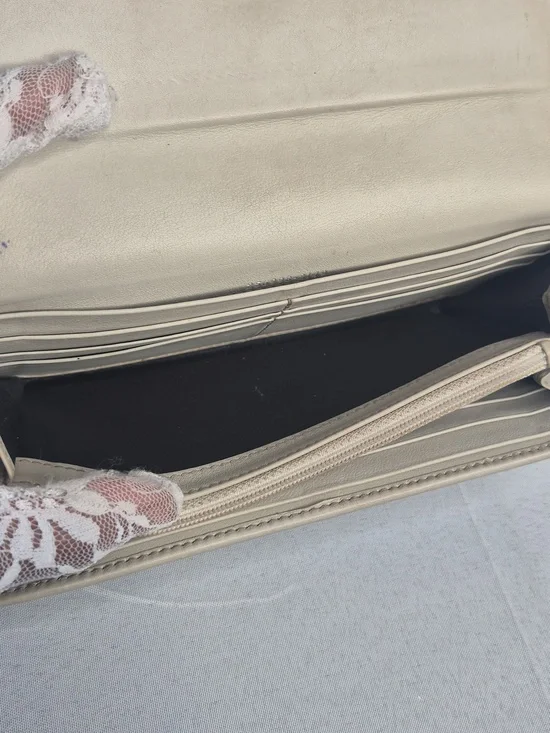 Gucci Beige Brown GG Supreme Continental Wallet with Green-Red Web - Picture 9 of 17